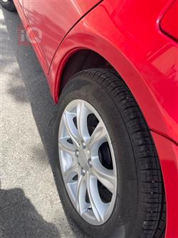 Geely MK